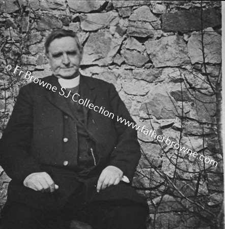 REV B. COGHLAN S.J.  MR J O'NEILL (KILEEN)  SGT MOYNEY V.C.  F.M. ALEXANDER  COPY PHOTOGRAPHS